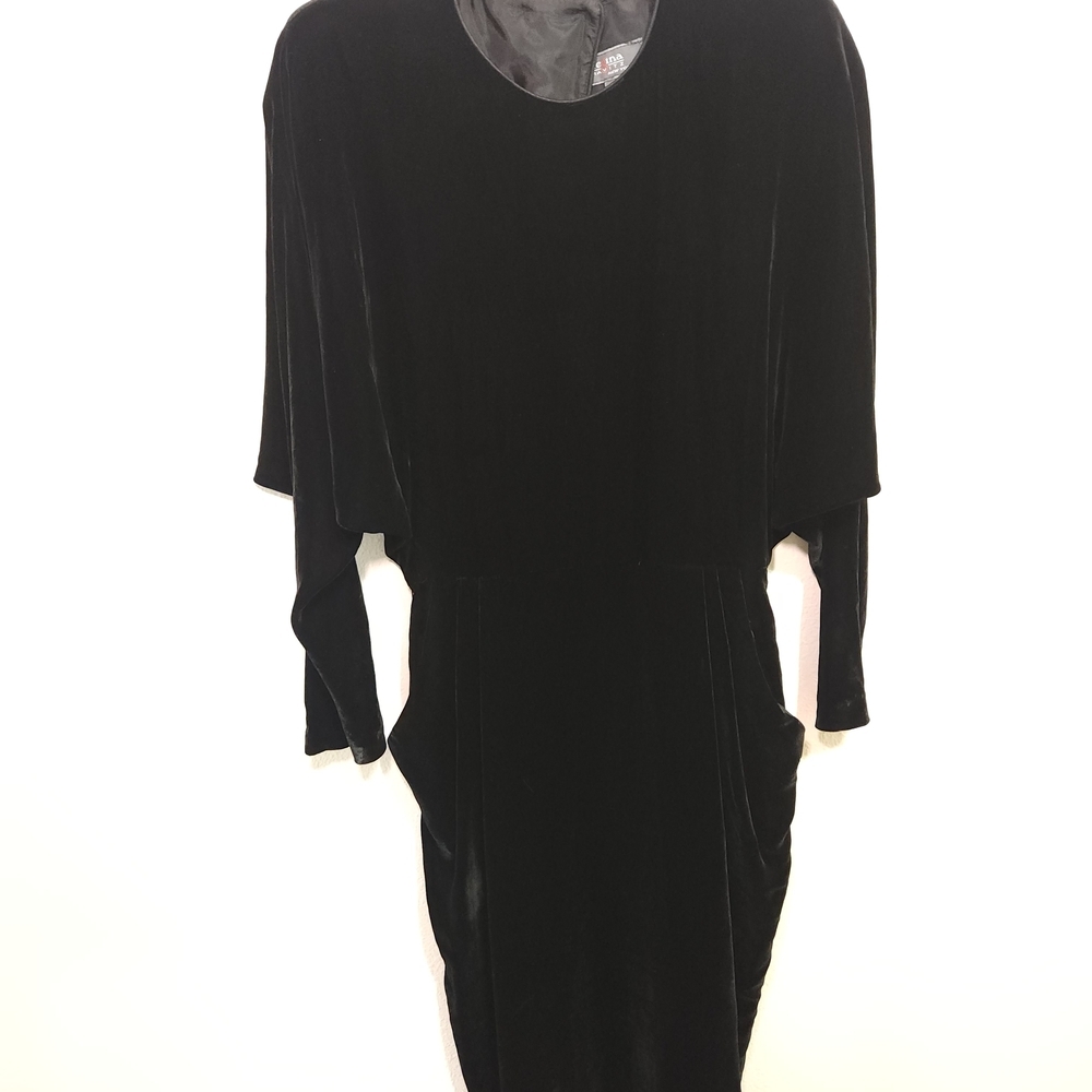 Vintage Regina Kravitz NY Velvet Open Back Cocktail Dress